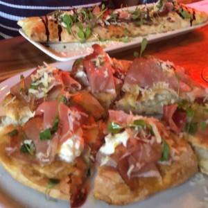 Calzone Lunghi y Pizza Sexh Mamma