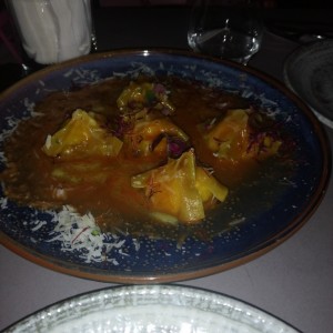 Raviolis rellenos de langostinos