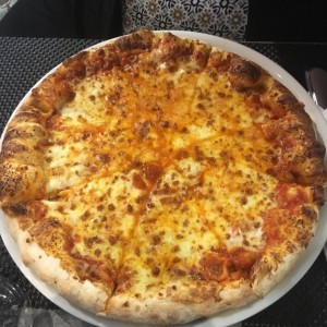 pizza mozzarela