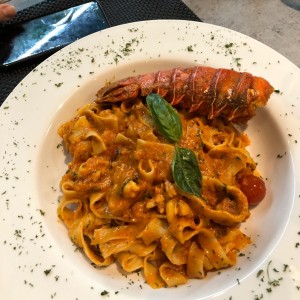 Fetuccine con langosta