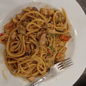 Bucatini Panna e Funghi Porcine