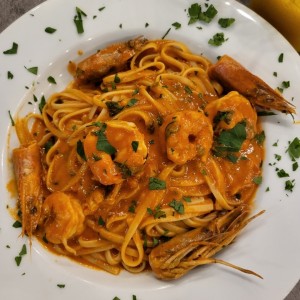 lenguini con langostinos
