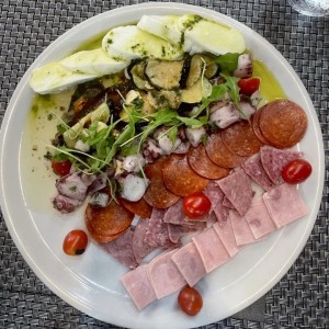 Antipastos - Antipasto Don Roberto