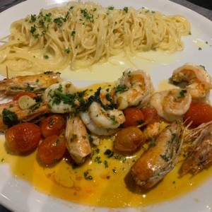 langostinos con pasta al burro
