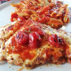 Pollo a la parniggiana + penne