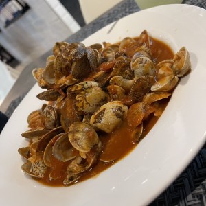 Almejas a la Napolitana