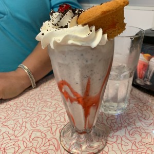 Batido de fresa oreo