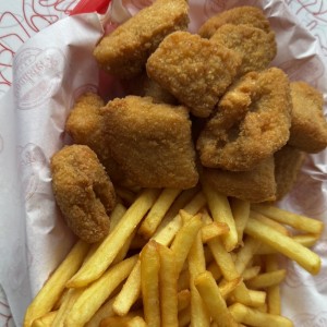 (10) Nuggets de Pollo