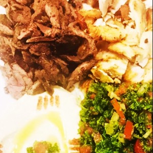 danasco plato shawarma pollo,carne,tabuli y humus muy buin