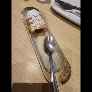 cannoli dulce de leche