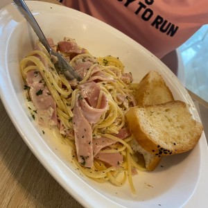 Pasta alfredo