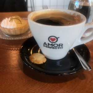cafe y pie de limon