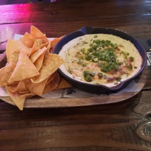 Dip de brisket y espinaca