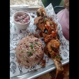 Pescado a lo macho 