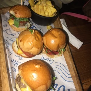 mini hambuguesas