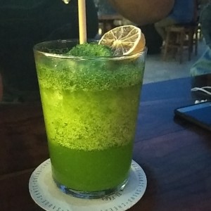 limonada con hierva biiena
