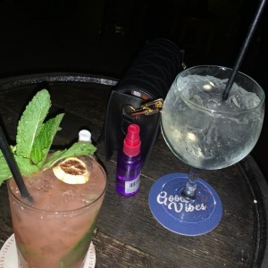 Tanquerai y mojito de fresa