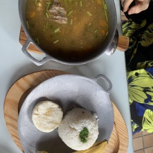 Sancocho colombiano