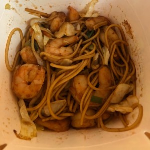 noodles con camarones 