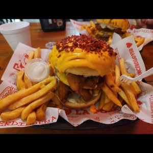 monster burguer