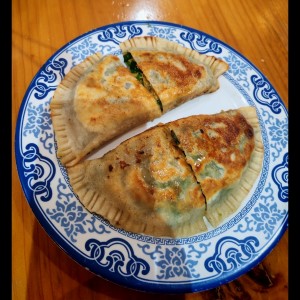 Tortilla de cebollina, fideos y huevo