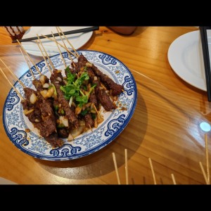Brochetas de carne 
