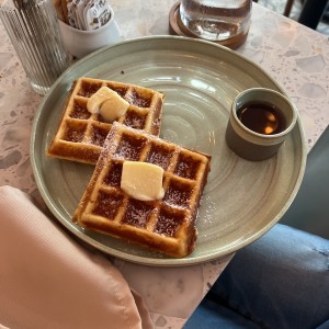 DULCES - BELGIUM WAFFLES