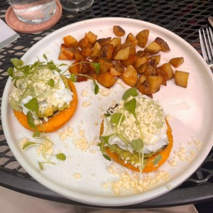 BRUNCH - HUEVOS AL MONTUNO
