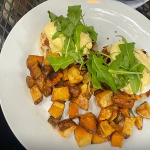 Huevos benedictinos