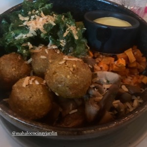 Platos Grandes - BOWL DE FALAFEL