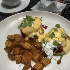 BRUNCH - HUEVOS BENEDICTO