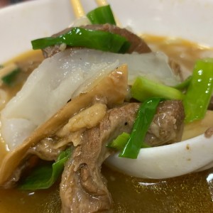 Sopa de falda de res