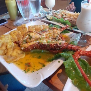 Langosta al Ajillo