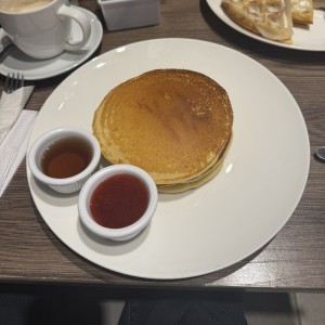 DESAYUNO - PANCAKES & BACON