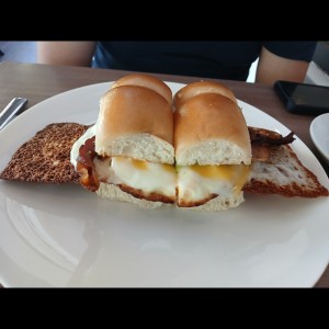 BREAKFAST SANDWICHES - BREAKFAST SANDWICH