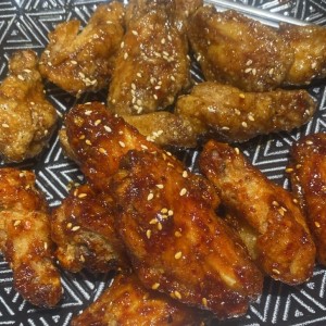 Alitas coreanas (KFC)