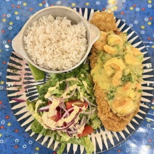 Filete de Pescado con Corona de Camarones