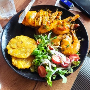 Camarones al Ajillo / Curry y Coco