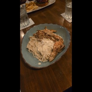 Pasta wheel con adicional de pollo a la plancha