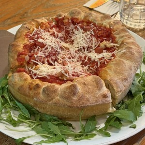 Deep dish pizza 