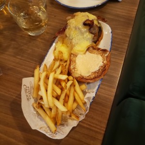Hamburguesa Raclette