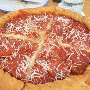 Pizza deep dish