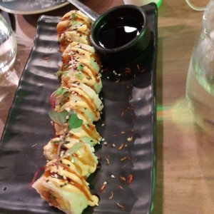 avocado spicy roll