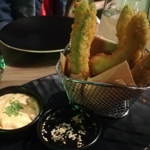 Aguacate tempura 