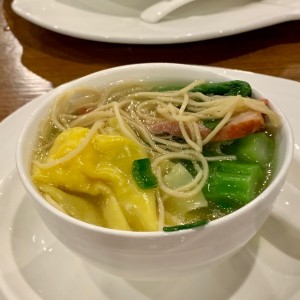 clasica sopa de Wanton para esas niches que quieres cenar algo leve.