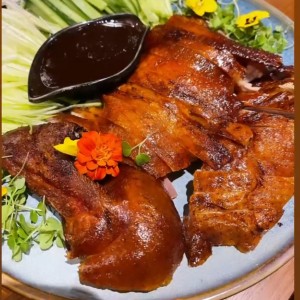 2. PATA ASADO ENTERO