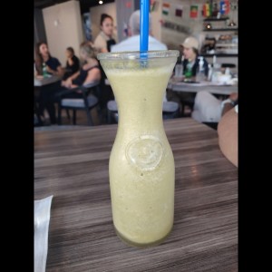 Frappe - Piña hierbabuena
