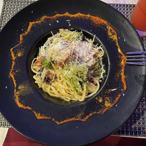 Linguini con pulpo y brocoli