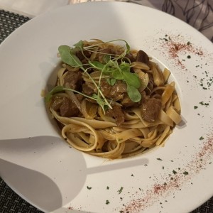 Fetuccini en Osobucco Deshuesado