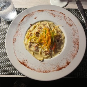 Linguini a la Carbonara